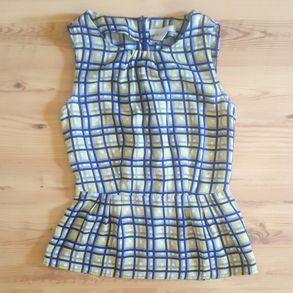 Banana Republic Tops - 🍓3/$25🍓Banana Republic🍌Checkered Peplum Top